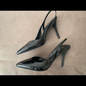 NWOB Michael Kors Embossed Lizard Black Pump Sz 7